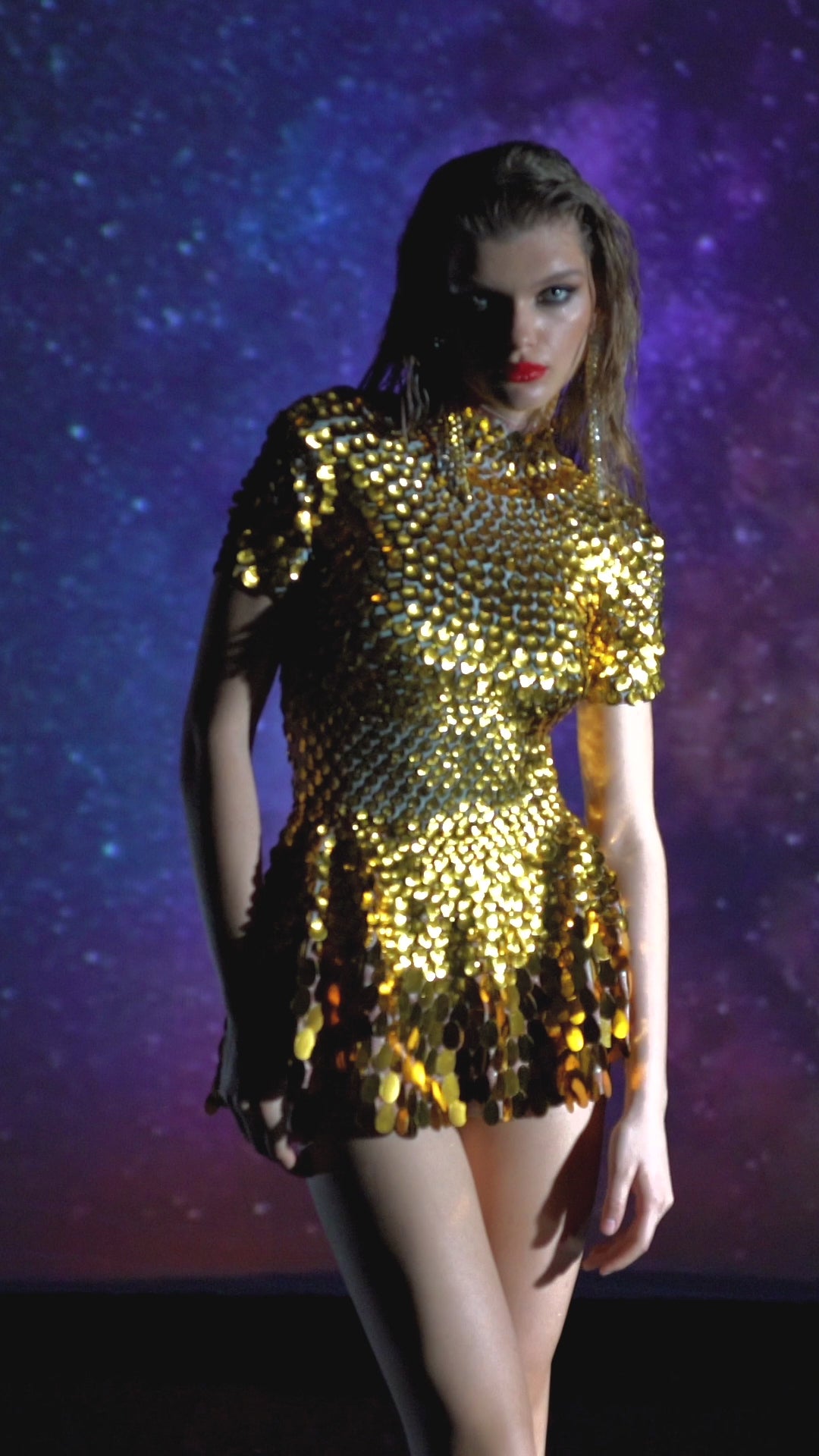 Gold sequin party outfit – Manifestie