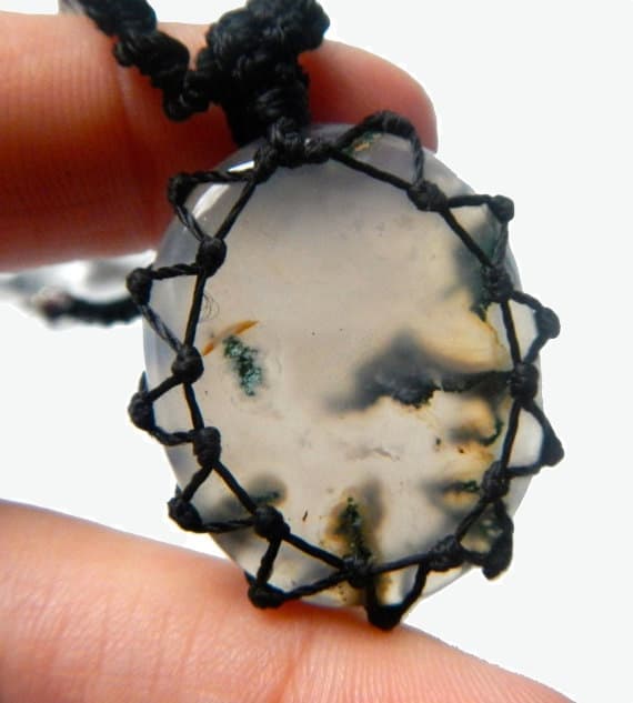 organic MOSS AGATE macrame necklace – Your Stone for Prosperity- bohemian healing crystal