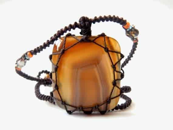 square Agate macrame Necklace – Your Stone For Protection – Bohemian healing crystal- chalcedony - Manifestie