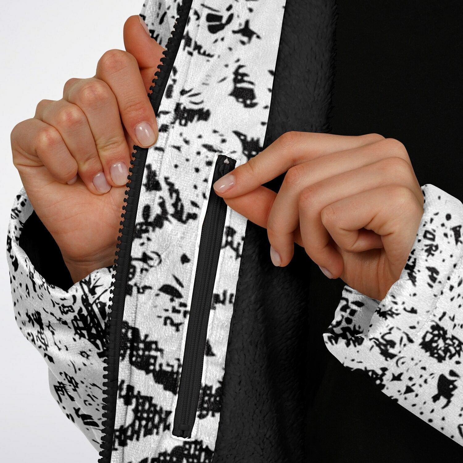 Tribal Fade Cuddle Coat | Black White | Unisex Minky Sherpa Lined