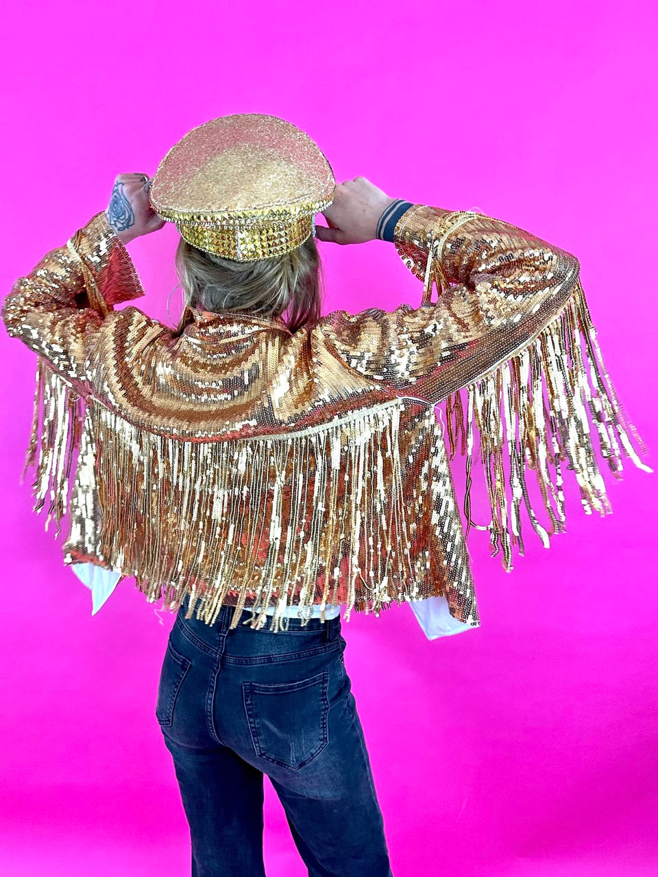 GOLD FRINGE JACKET WITH SEQUINS