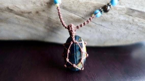 Tiger Eye Macrame Necklace | Stone for Protection | Unisex Healing Crystal | Micro Macrame - Manifestie