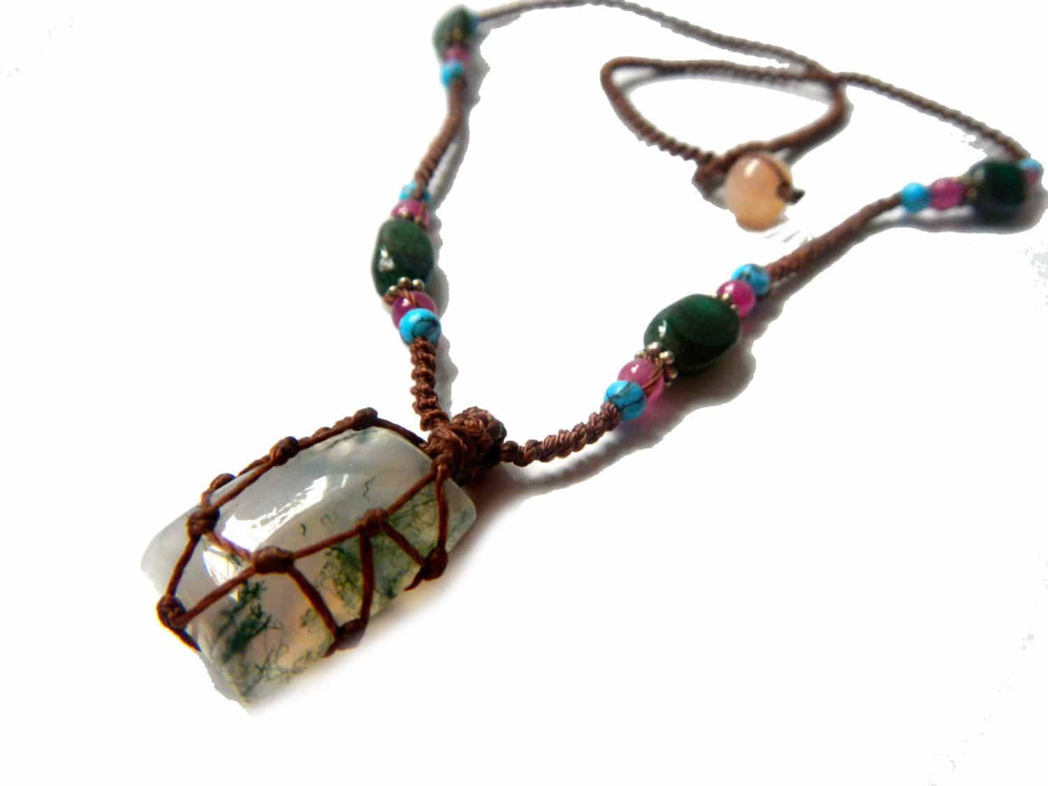 organic MOSS AGATE macrame necklace – Your Stone for Prosperity- bohemian healing crystal - Manifestie