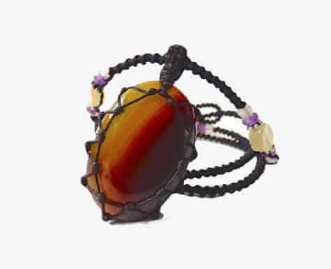 Agate macrame Necklace – Your Stone For Protection – Bohemian healing crystal- chalcedony - Manifestie