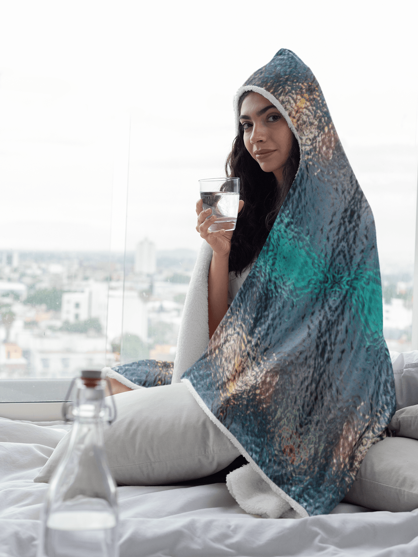 MICRODROP PREMIUM HOODED BLANKET WITH WRIST STRAPS | Plush, Premium Sherpa | Kids, Adult - Manifestie